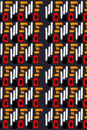 几何印花华亿平台图片