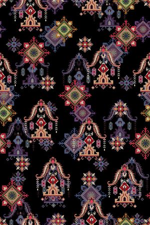 黑底花卉印花华亿平台图片