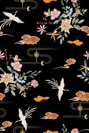 黑底花卉印花华亿平台图片