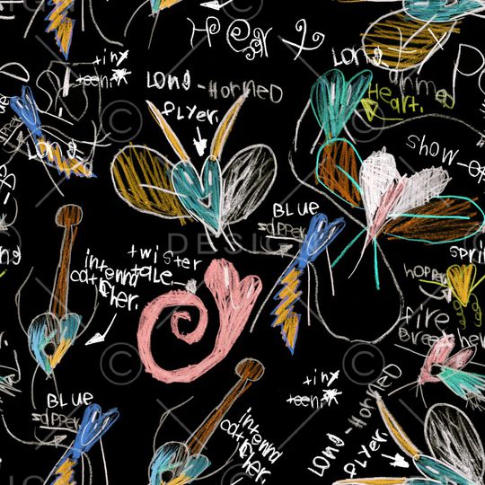 字母印花华亿平台图片