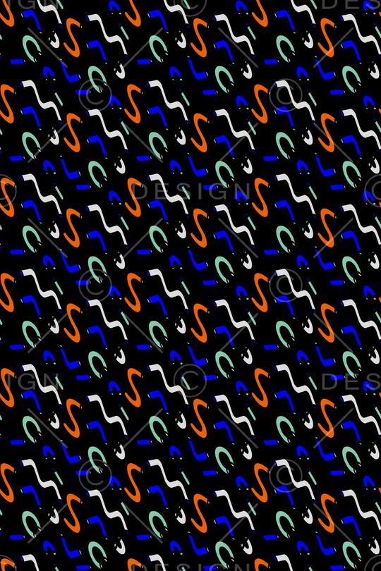 字母印花华亿平台图片