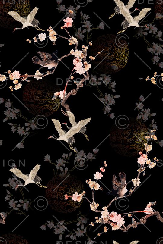 黑底花卉印花华亿平台图片