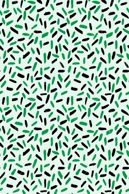 年轻女性印花华亿平台图片