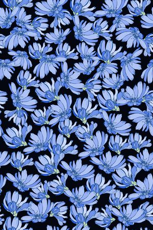 女装印花华亿平台图片