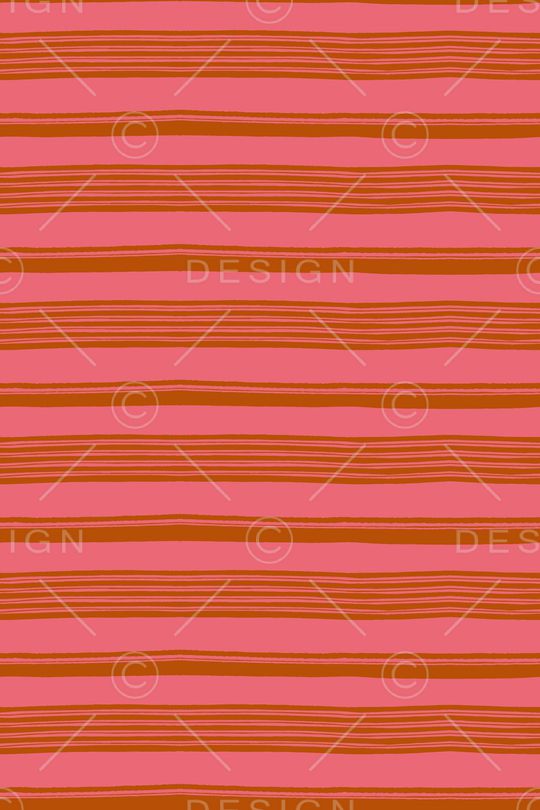 年轻女性印花华亿平台图片