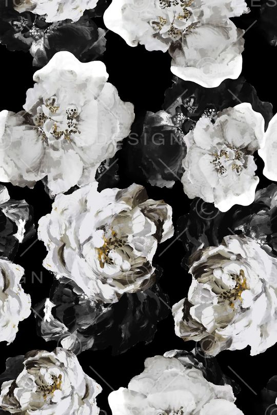 黑底花卉印花华亿平台图片