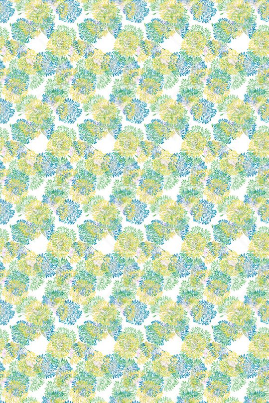 清爽底花卉印花华亿平台图片