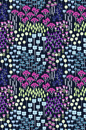 女装印花华亿平台图片