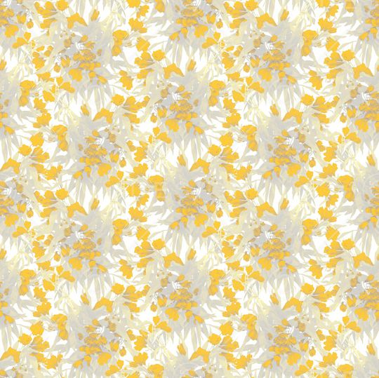 年轻女性印花华亿平台图片