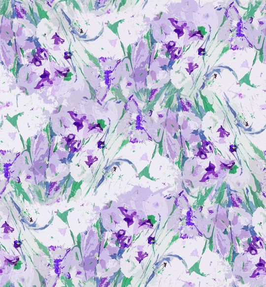 年轻女性印花华亿平台图片