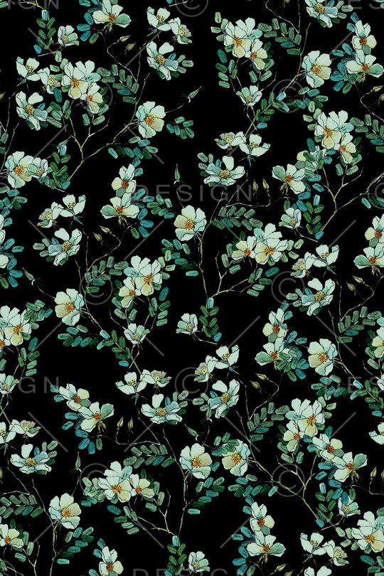 黑底花卉印花华亿平台图片