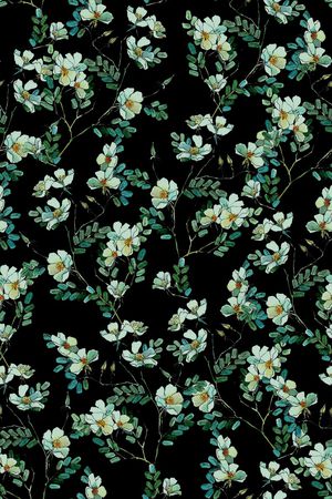 黑底花卉印花华亿平台图片