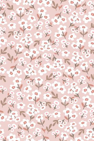 年轻女性印花华亿平台图片