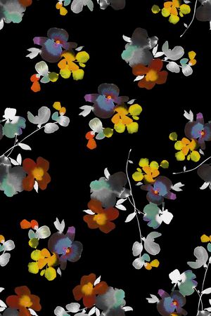 黑底花卉印花华亿平台图片