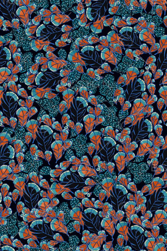 女装印花华亿平台图片