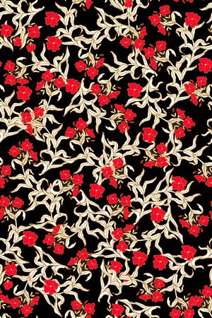 女装印花华亿平台图片