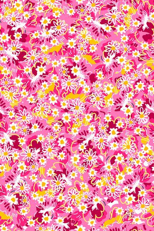 女装印花华亿平台图片