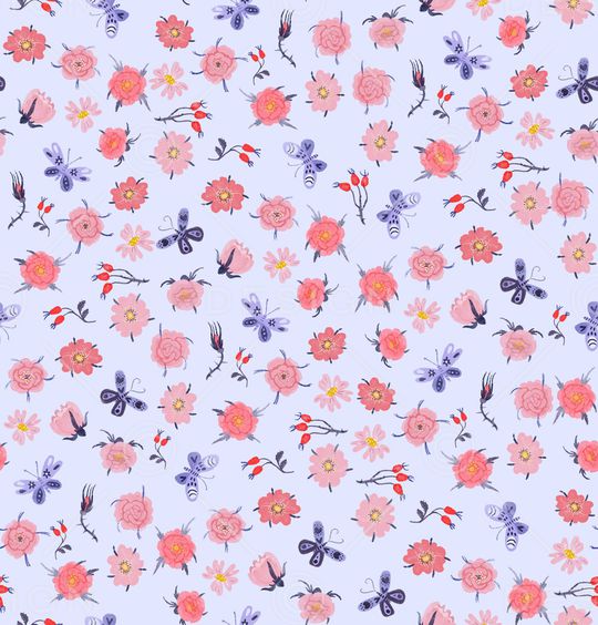 年轻女性印花华亿平台图片