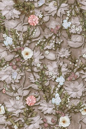 女装印花华亿平台图片