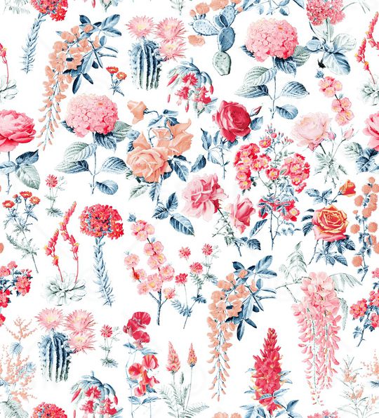 年轻女性印花华亿平台图片