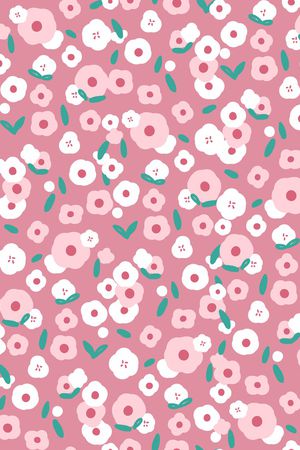 年轻女性印花华亿平台图片