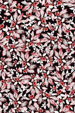 女装印花华亿平台图片