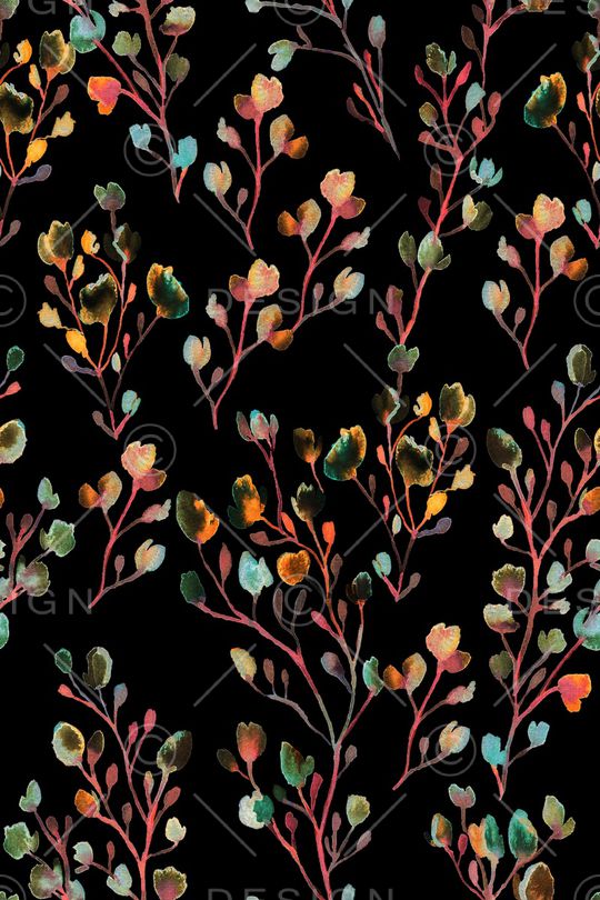 黑底花卉印花华亿平台图片