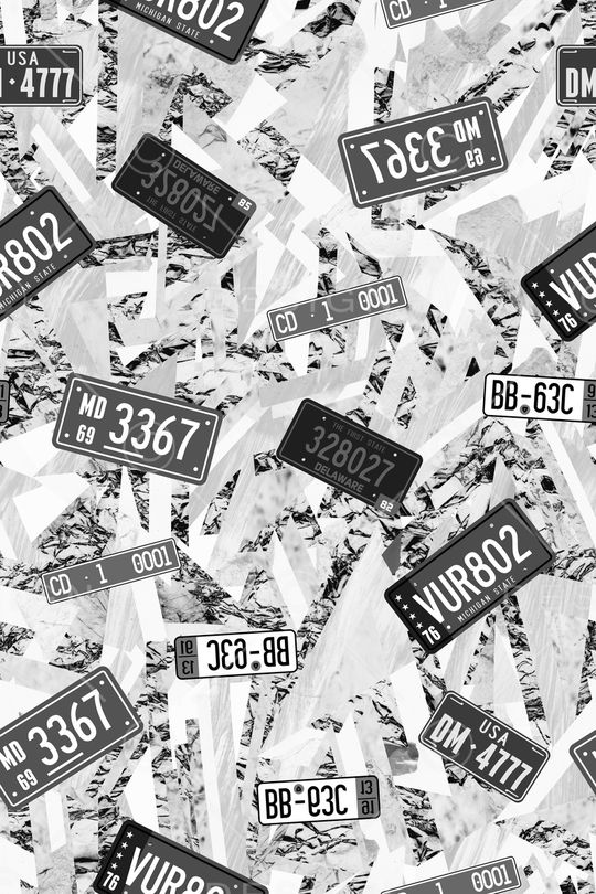 字母印花华亿平台图片