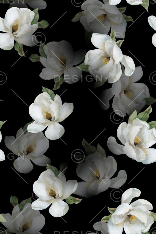 黑底花卉印花华亿平台图片