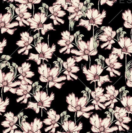 黑底花卉印花华亿平台图片