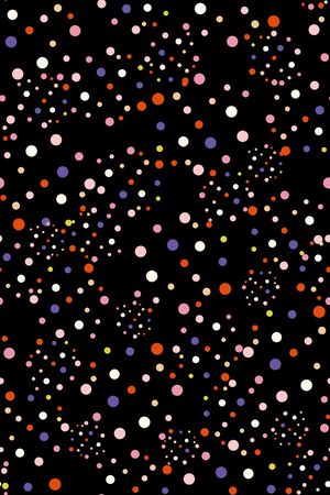 年轻女性印花华亿平台图片