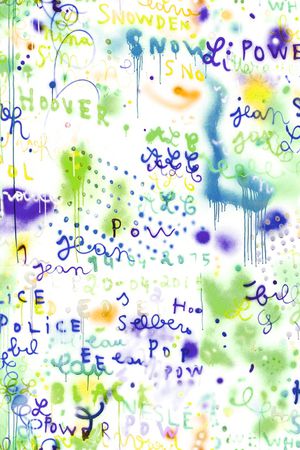 字母印花华亿平台图片