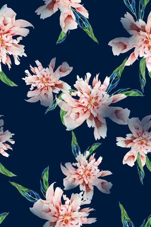 黑底花卉印花华亿平台图片