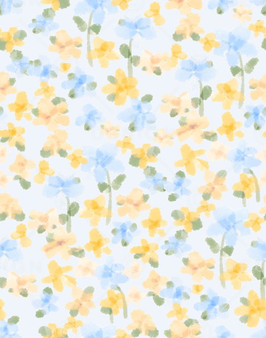 年轻女性印花华亿平台图片