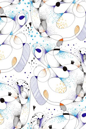 年轻女性印花华亿平台图片