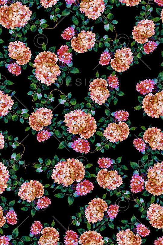 黑底花卉印花华亿平台图片