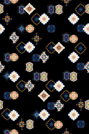 黑底花卉印花华亿平台图片