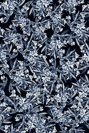 女装印花华亿平台图片