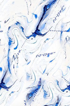 字母印花华亿平台图片