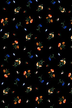 黑底花卉印花华亿平台图片