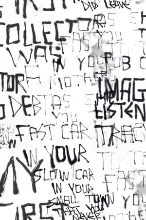 字母印花华亿平台图片