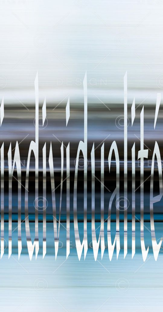 字母印花华亿平台图片