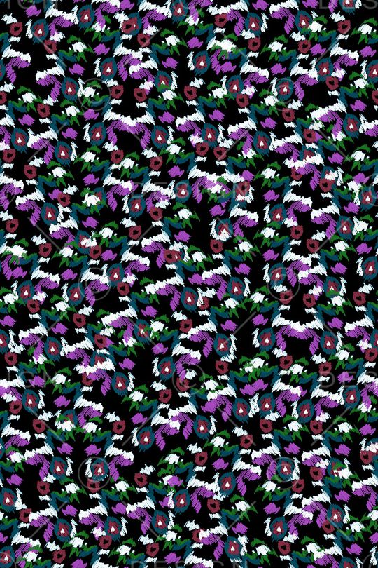 黑底花卉印花华亿平台图片