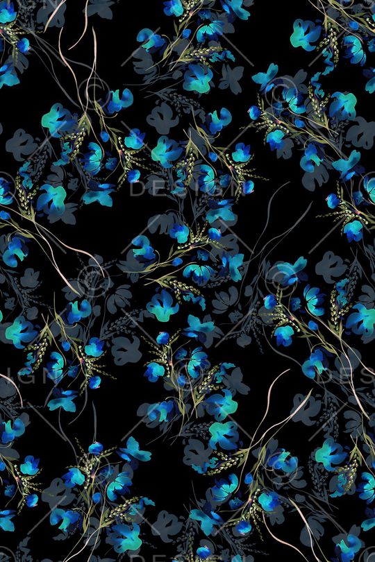 黑底花卉印花华亿平台图片