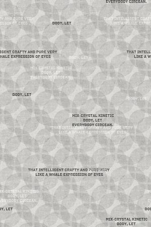 字母印花华亿平台图片