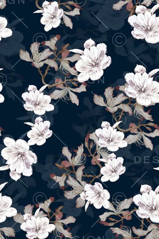 黑底花卉印花华亿平台图片