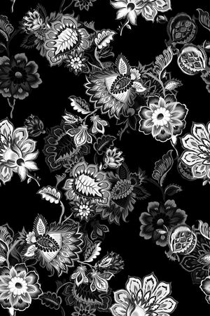 黑底花卉印花华亿平台图片