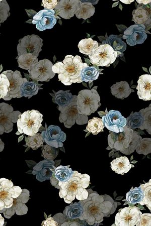 黑底花卉印花华亿平台图片