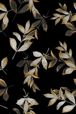 黑底花卉印花华亿平台图片