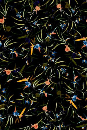 黑底花卉印花华亿平台图片